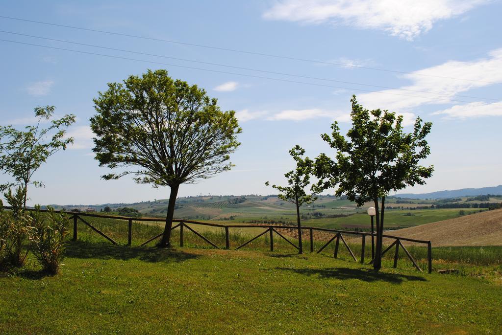 Agriturismo Parmoleto Villa Montenero d'Orcia Стая снимка